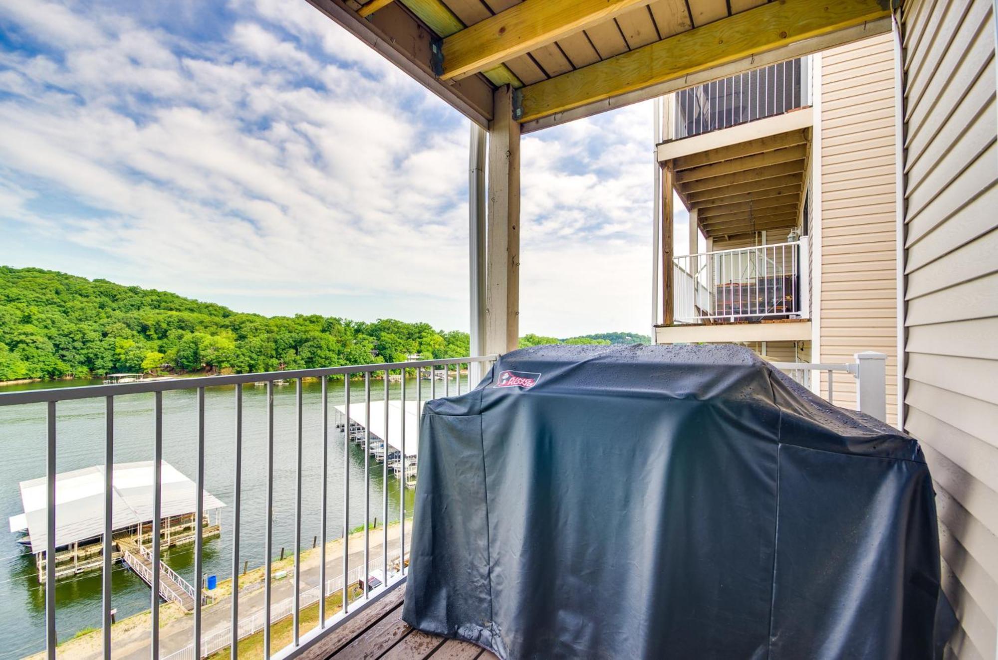 Cozy Lake Ozark Condo Rental With Grill, Pool Access Esterno foto